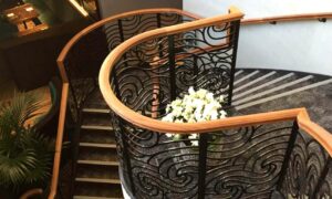 Period feature staircase and handrail system at Grantley Hall Hotel, Ripon, by PT Handrails @ Clive Durose