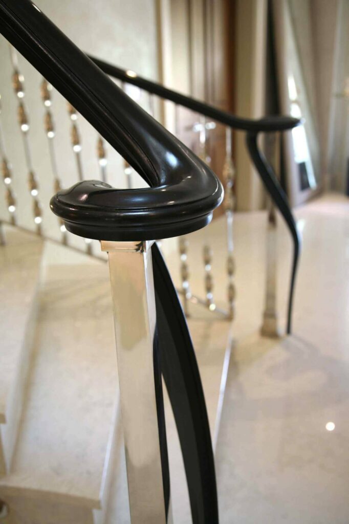 Staircase Handrail Elegant turn and leg drop at Highgate, Hampstead, Staircase & Handrail Project by PT Handrails from Clive Durose