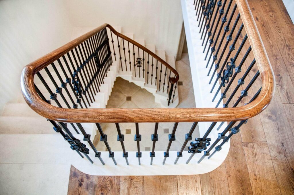 Staircase Railing in European Oak Sweeping Design at Woodend Manor, Staffordshire, Staircase & Handrail Project by PT Handrails from Clive Durose